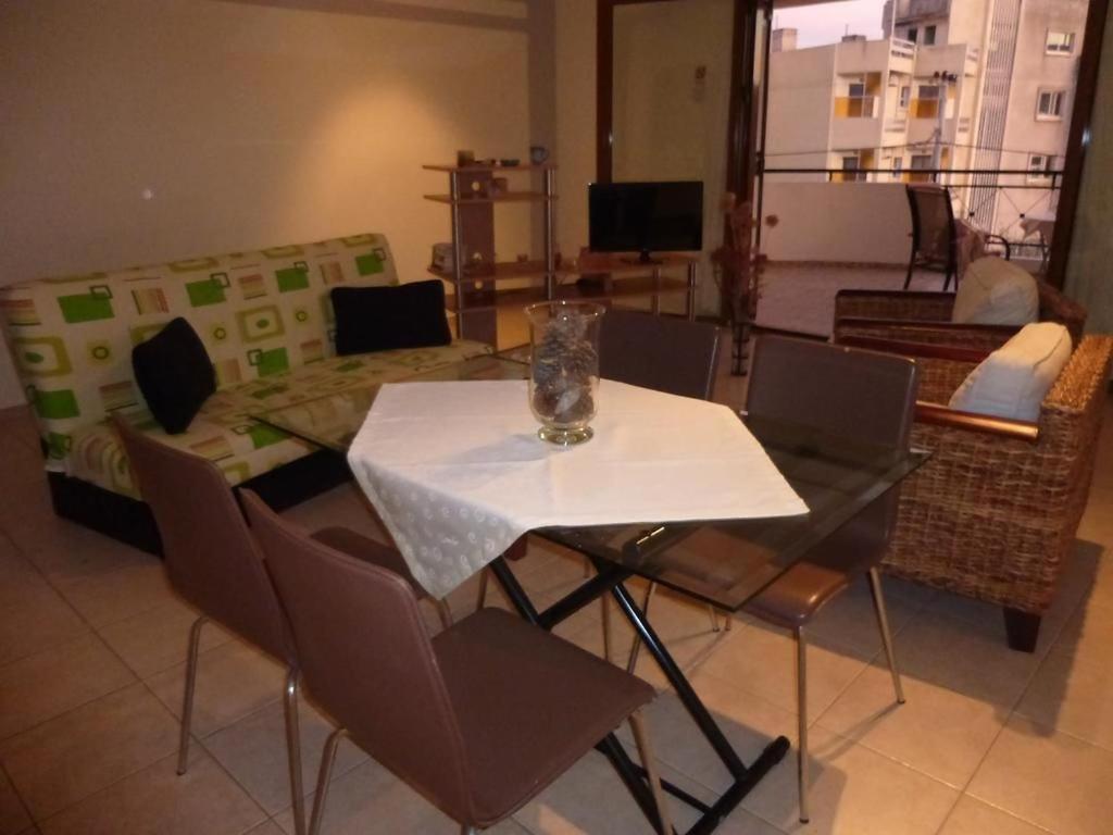 Anesis Apartments Agia Marina  外观 照片
